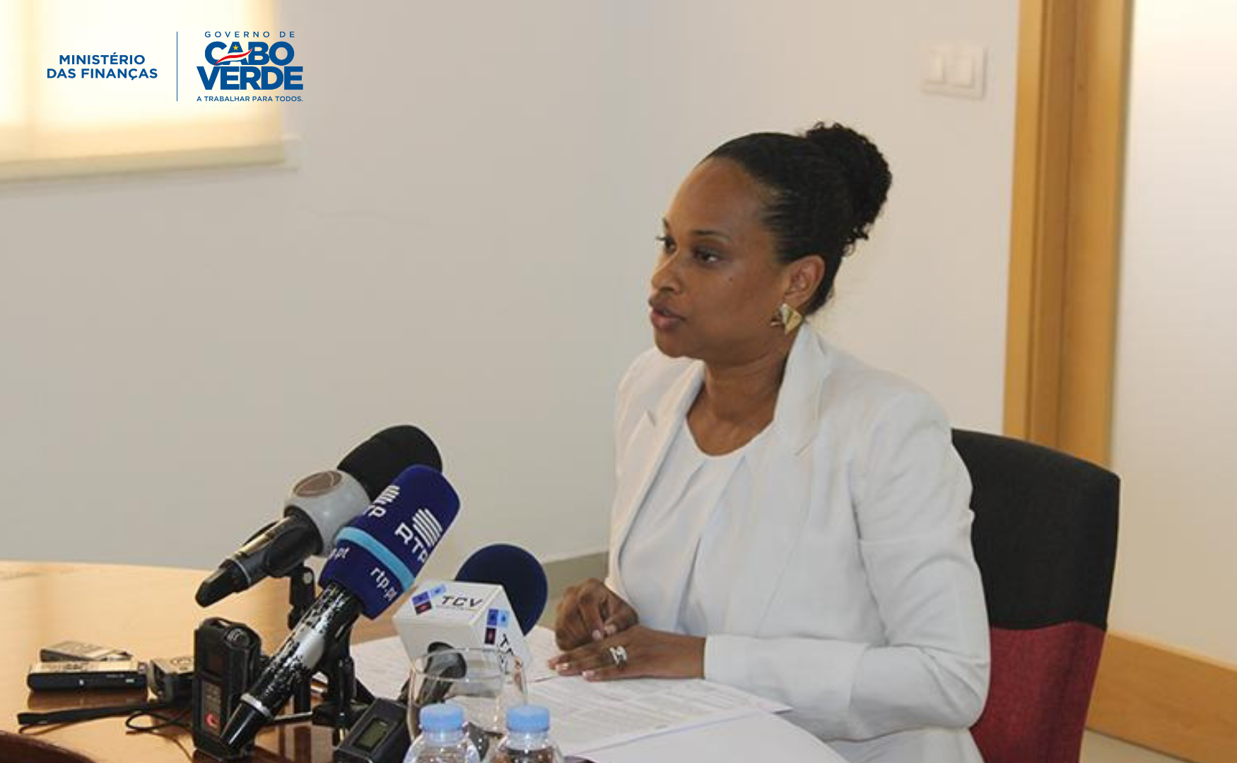 DNRE esclarece sobre Novo Regime das Pequenas Encomendas: até 10 mil