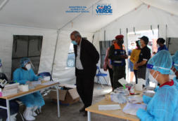 Ministro da Saúde faz balanço positivo da visita que fez hoje ao terreno e deixa alerta: “o teste, não é vacina contra COVID-19”