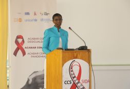 Mensagem da Ministra da Saúde neste Dia Mundial na Luta Contra o VIH- Sida“Equidade já”