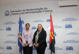 Ministra Edna Oliveira recebe visita de cortesia da Ministra da Administração Pública, Trabalho e Segurança Social de Angola