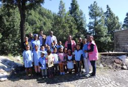 Ministro da Educação realça equidade e excelência educacional após visitas às Escolas de Pico da Cruz e Fajã de Janela