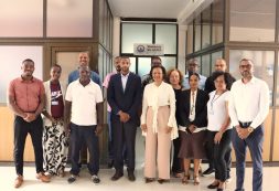 Ministra da Justiça visita Instalações da Direção Geral de Apoio ao Processo Eleitoral