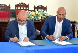 Visita a S. Antão: Dia de assinatura de Contratos-Programa nos domínios da Cultura e das Pescas