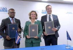 Cabo Verde assina acordo com União Europeia para reforço da economia azul no país