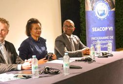 𝐌𝐢𝐧𝐢𝐬𝐭𝐫𝐚 𝐝𝐚 𝐉𝐮𝐬𝐭𝐢𝐜̧𝐚 𝐝𝐞𝐬𝐭𝐚𝐜𝐚 𝐫𝐞𝐟𝐨𝐫𝐜̧𝐨 𝐝𝐚 𝐜𝐨𝐨𝐩𝐞𝐫𝐚𝐜̧𝐚̃𝐨 𝐢𝐧𝐭𝐞𝐫𝐧𝐚𝐜𝐢𝐨𝐧𝐚𝐥 𝐞 𝐢𝐧𝐯𝐞𝐬𝐭𝐢𝐦𝐞𝐧𝐭𝐨𝐬 𝐧𝐚 𝐬𝐞𝐠𝐮𝐫𝐚𝐧𝐜̧𝐚 𝐦𝐚𝐫𝐢́𝐭𝐢𝐦𝐚 𝐝𝐞 𝐂𝐚𝐛𝐨 𝐕𝐞𝐫𝐝𝐞