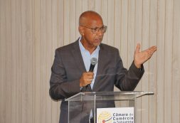 Ministro Eurico Monteiro destaca cooperação entre Governo e setor empresarial numa altura em que Cabo Verde regista crescimento acima do potencial