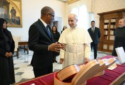 Ulisses Correia e Silva recebido pelo Papa Leão XIV no Vaticano