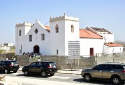 Primeiro Ministro na Boa Vista: restauro da Igreja de São Roque na fase final