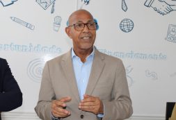 Eurico Monteiro preside inauguração da delegação da Pró Empresa em São Miguel