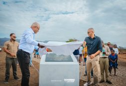Governo inaugura estrada que liga a Casa de Meio (Porto Novo) e reforça resposta aos estragos da tempestade Erin