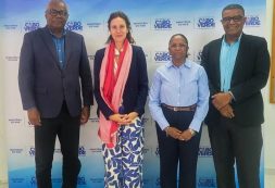 Ministro do Mar destaca apoio técnico para implementação das prioridades da Economia Azul em Cabo Verde