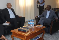 Ministro Fernando Elísio cumpre agenda de acompanhamento das políticas sociais na ilha do Maio