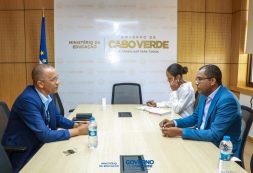 Ministro da Educação recebe relatório final das eleições para a Reitoria da Uni-CV e inicia processo de nomeação