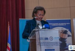 Ministra da Justiça participa no II Congresso Internacional de Medicina Legal e Ciências Forenses