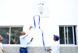 José Ulisses Correia e Silva inaugura habitações sociais em João Teves e lança requalificação da aldeia de Longueira – interior de Santiago