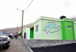 Primeiro Ministro em S. Nicolau: Aldeamento Baía de S. Jorge inaugurado na Preguiça