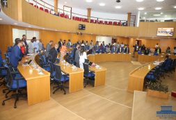 Regime Jurídico de trabalho temporário para estudantes universitários aprovado por unanimidade