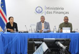 Governo e Banco Mundial avaliam desempenho de carteira de US$ 308,39 milhões em Cabo Verde