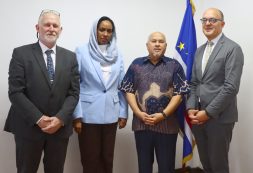 Cabo Verde e AIEA reforçam diálogo estratégico e cooperação técnica
